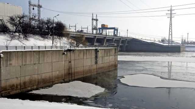 Опасный мусор идет на Киев