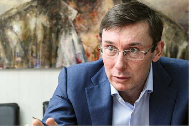 Луценко объявил о подозрении Савченко в присутствии адвоката