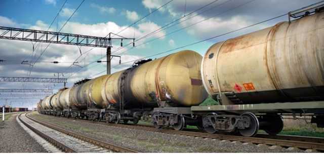 «ОККО» і «комодівці» отримали більшість з 1,3 мільярда на дизель для армії