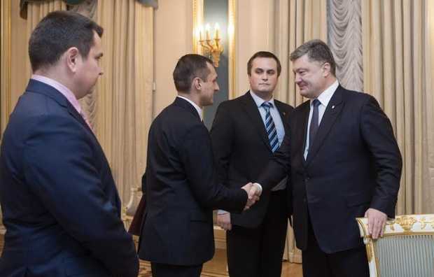 Порошенко хочет уничтожить антикоррупционеров – эксперт