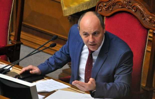 Более 60% украинцев хотят досрочных выборов Рады