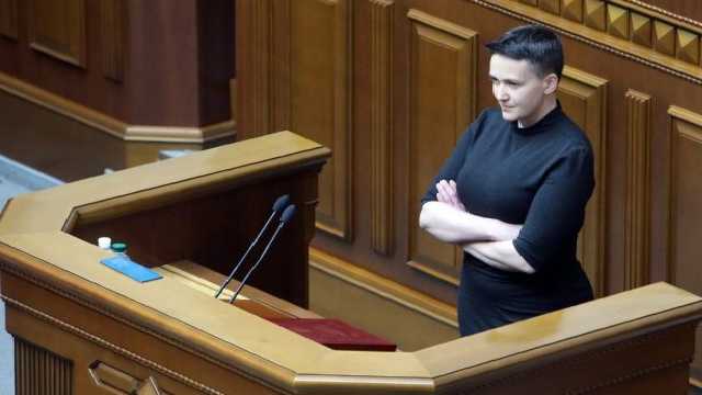 Парадоксальность ситуации Савченко, — политолог