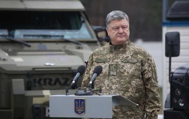 Порошенко заявил о желании изменить Конституцию