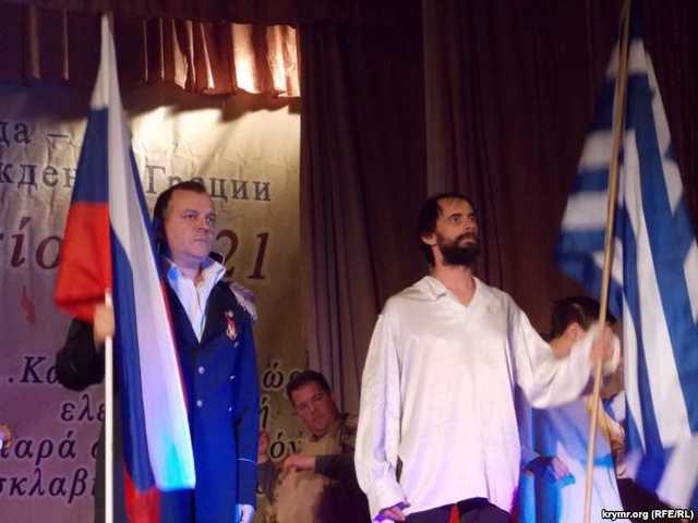 "Путин, освободи весь мир": в Крыму снова позвали Россию