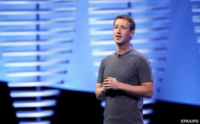 Цукерберг через газеты извинился за утечку данных
