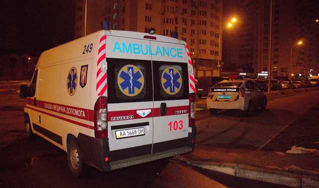 В одной из столичных квартир обнаружили тело женщины в луже крови