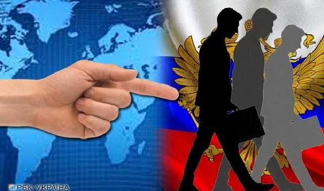 У нас досі не мало би бути жодного російського дипломата на українській землі