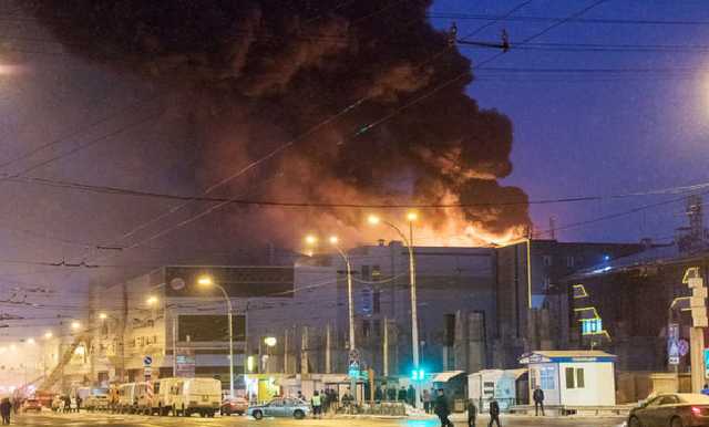 "Не радуйте америкосов": россиянка взбунтовалась на митинге в Кемерово