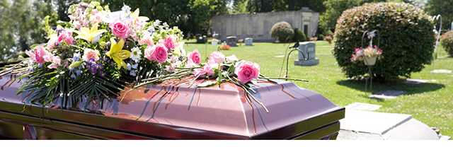 Новые правила похорон вызвали коллапс в Украине