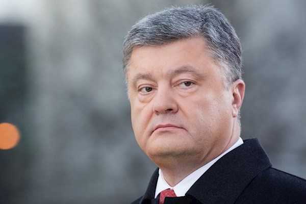 "Патронов не жалейте": Порошенко призвал военных дать жесткий отпор провокациям России
