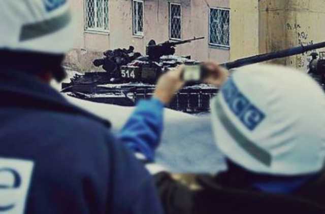 Как «чемодан без ручки» создает иллюзию контроля на Донбассе