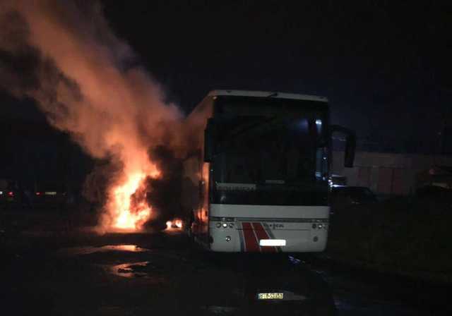 На Львовском автовокзале сожгли польский автобус, - депутат