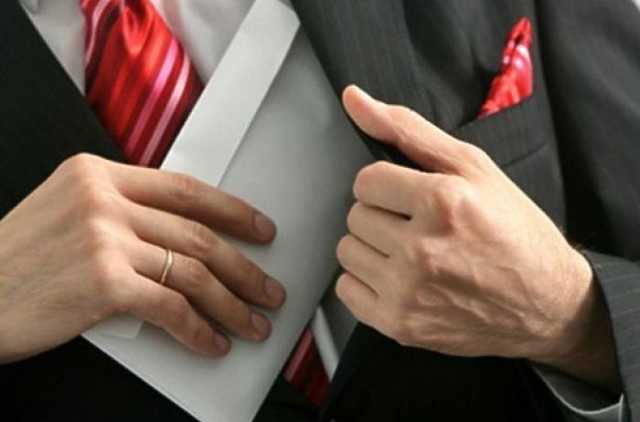 Чиновник Госпродпотребслужбы шантажировал бизнесменов разрешениями на экспорт леса