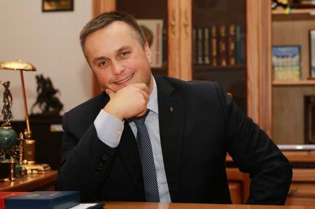 «Сделайте обыск, чтобы он обосрался»: что говорил Холодницкий в своем кабинете