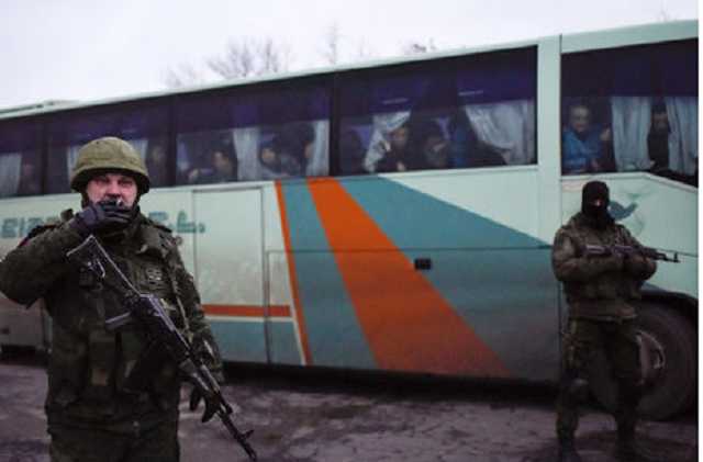 Боевики российско-террористических войск ранили женщину на блок-посту "Оленевка", сообщили в Госпогранслужбе