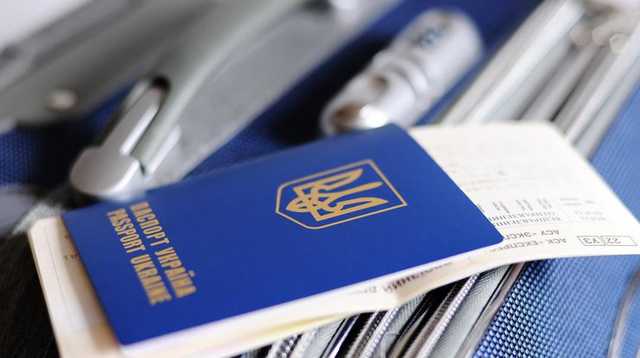 "Денег не было и нет!" Что украинцы думают о безвизе спустя год