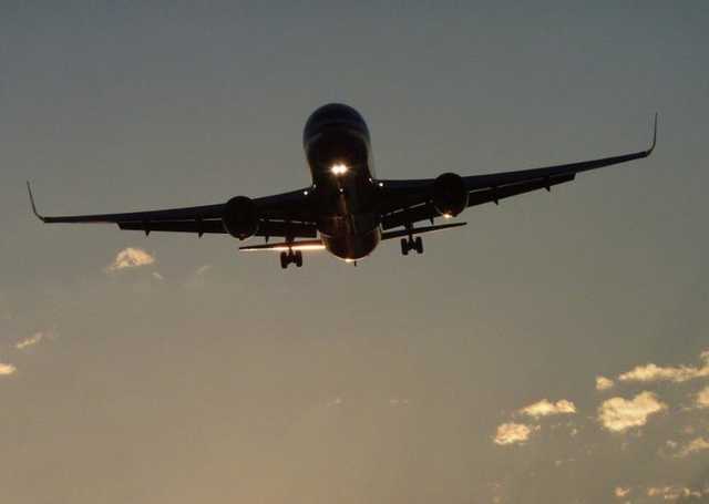 Над небом Донбасса исчез гражданский самолет РФ: первые подробности