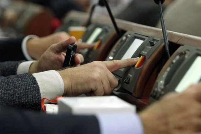 Нардепов хотят лишить бесплатного медобслуживания