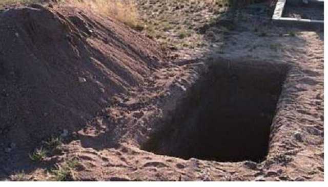 В Немирове двое мародеров выкапывали останки жертв нацистов в поисках драгоценностей