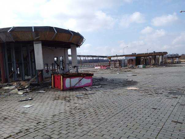 «Я помню. Жаль». В сети показали печальные фото Донецка