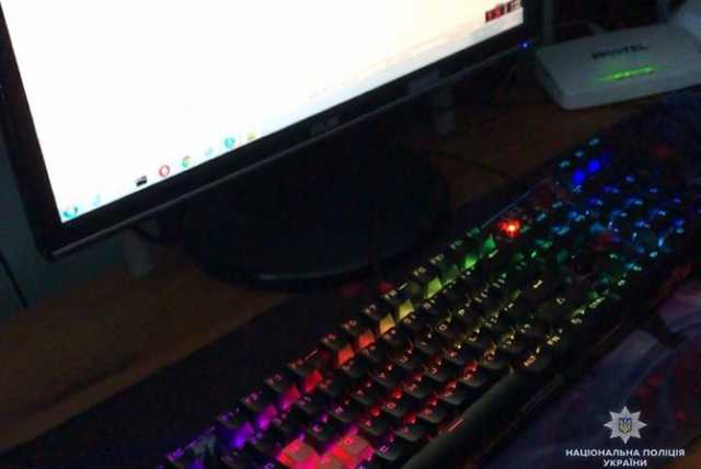 Киберполиция разоблачила подростка, который продавал краденые криптокошельки