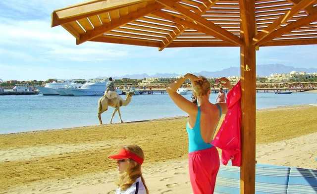 Стало известно, какие страны украинцы выбрали для отдыха на майские праздники