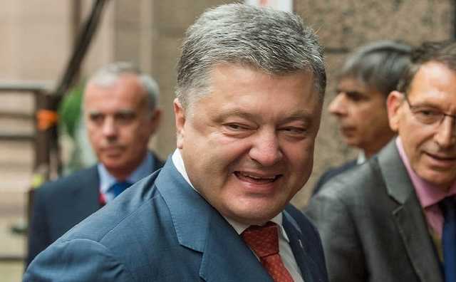 Санкции Порошенко против РФ является очковтирательством – журналист