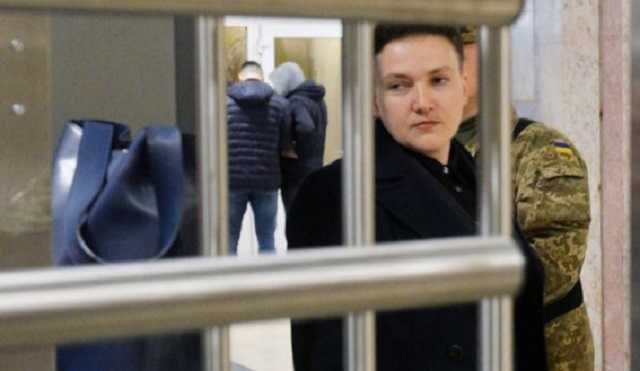 Савченко предложила "плюнуть в морду" Луценко для отбора биообразцов