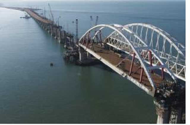 Керченский мост скоро рухнет: в сети опубликовали доказательства
