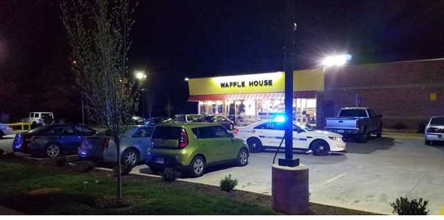 В США мужчина застрелил трех человек в кафе