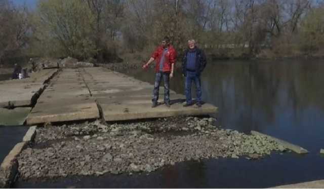 В Киеве неизвестные разобрали часть дамбы Бортнической станции аэрации