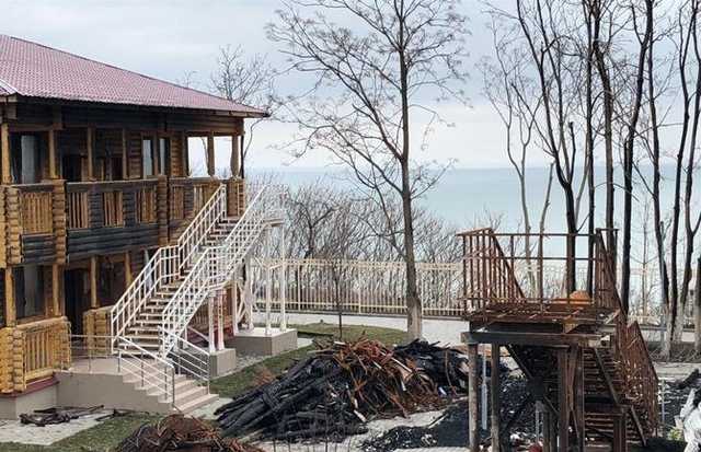 Суд посадил и не посадил воспитательницу лагеря "Виктория"