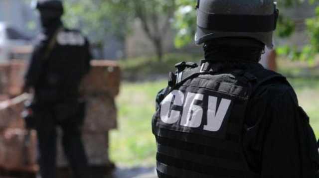 В Днепре проводят масштабные обыски у воров в законе