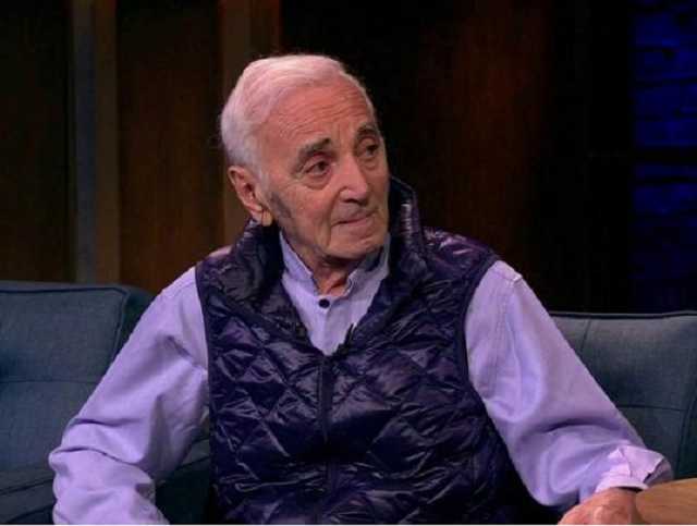 Шарль Азнавур экстренно госпитализирован в Санкт-Петербурге