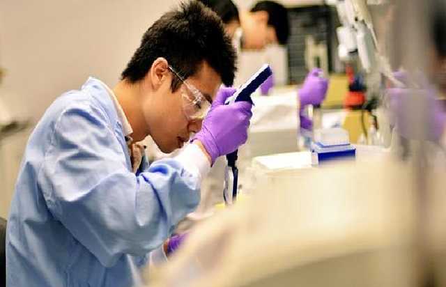 Боротьба з шахрайством у науці: світова практика