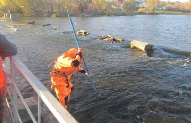 На Прикарпатье ребенок упал в реку с пятиметрового моста