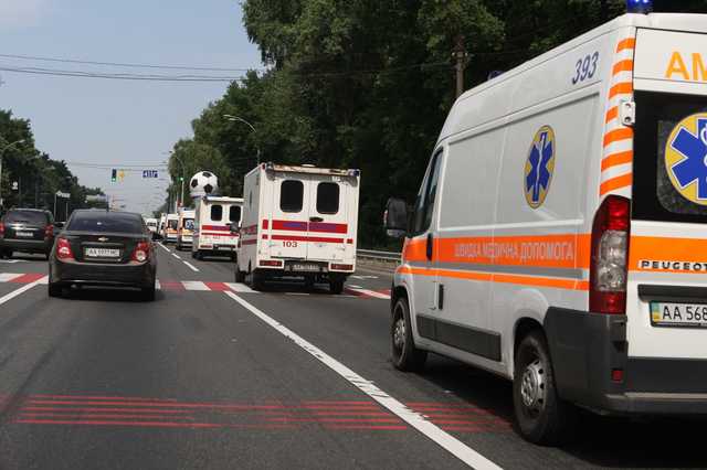 На Буковині сім’я з 11 осіб отруїлась невідомою речовиною