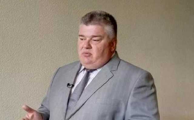 Восстановленного в должности экс-главу ГСЧС, обвиняемого в хищении, не допустили на рабочее место