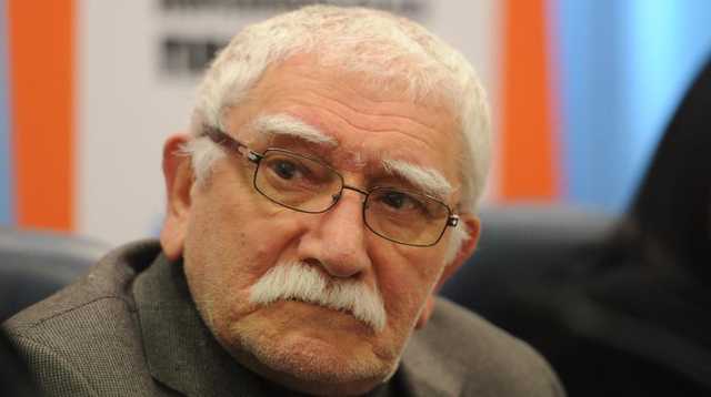 Стали известны новые подробности госпитализации Джигарханяна