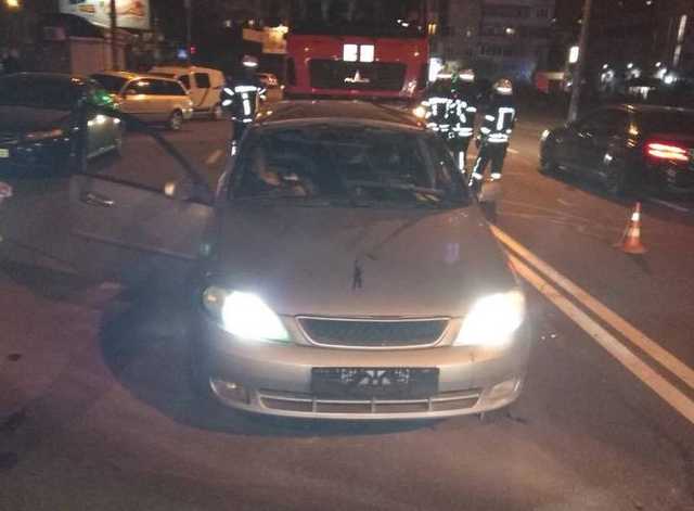 Взрыв автомобиля в Киеве: появились подробности