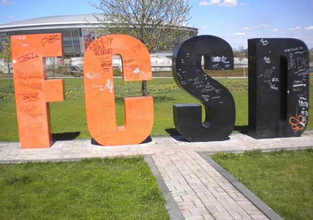 "ДНР" вырезала символ "Шахтера" с "Донбасс Арены": стали известны подробности