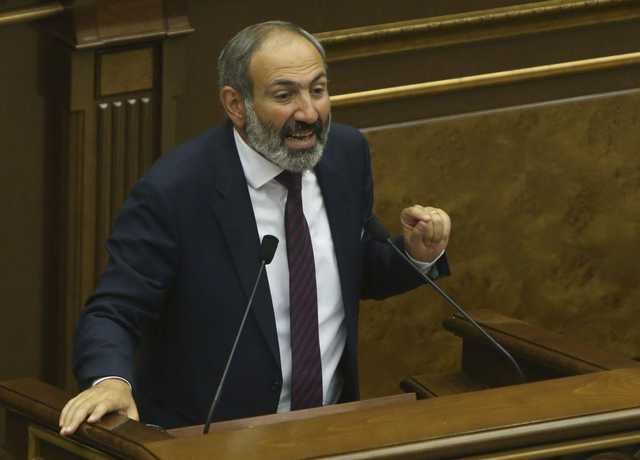 Блокировать дороги и аэропорты: лидер оппозиции Армении призвал к акции неповиновения