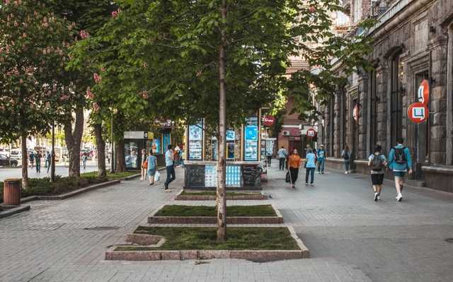 Ночью с Крещатика исчезли все лавочки