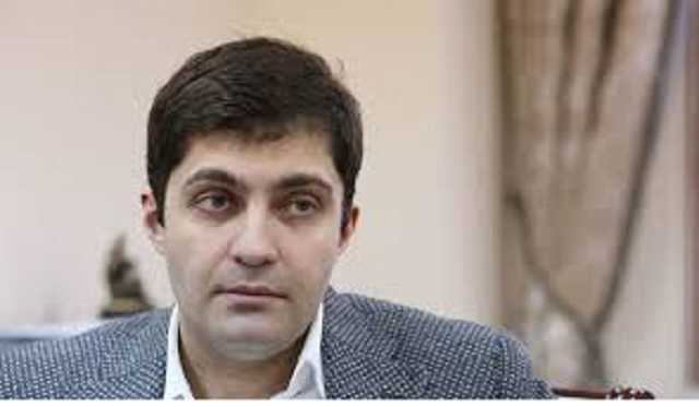 Сакварелидзе: Американцы заморозят счета Порошенко к концу этого года