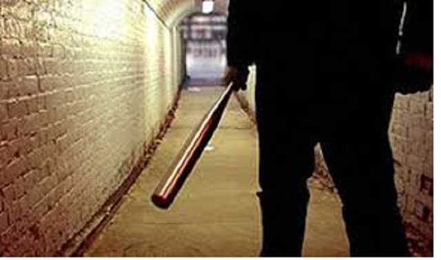 Организатор нападения на киборга в Киеве сбежал из Украины