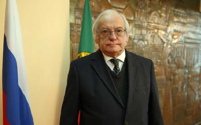 В Португалии внезапно скончался посол России