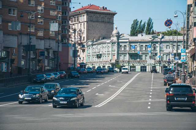 Как сейчас выглядит улица Скоропадского в Киеве после ремонта