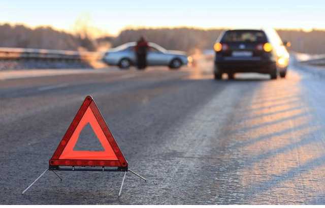 Дрифт на Подстанции: в Днепре водитель чудом избежал ДТП