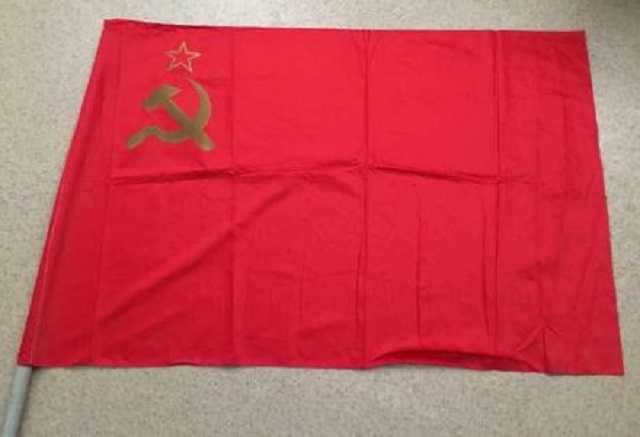 Адепты «русского мира» за деньги Кремля собирались завешать Днепр советскими флагами