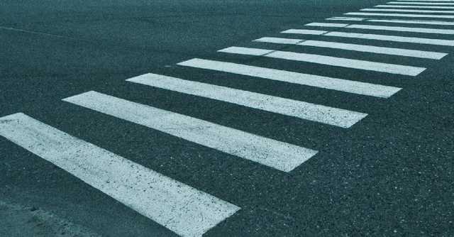 В Киеве водитель сбил ребенка на "зебре"